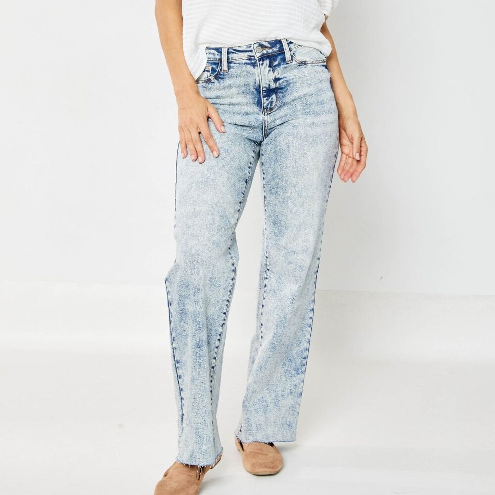 Judy Blue Hi-Waist, Mineral Wash Jeans